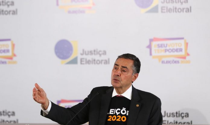 tse_coletiva_barroso_1511202862_0