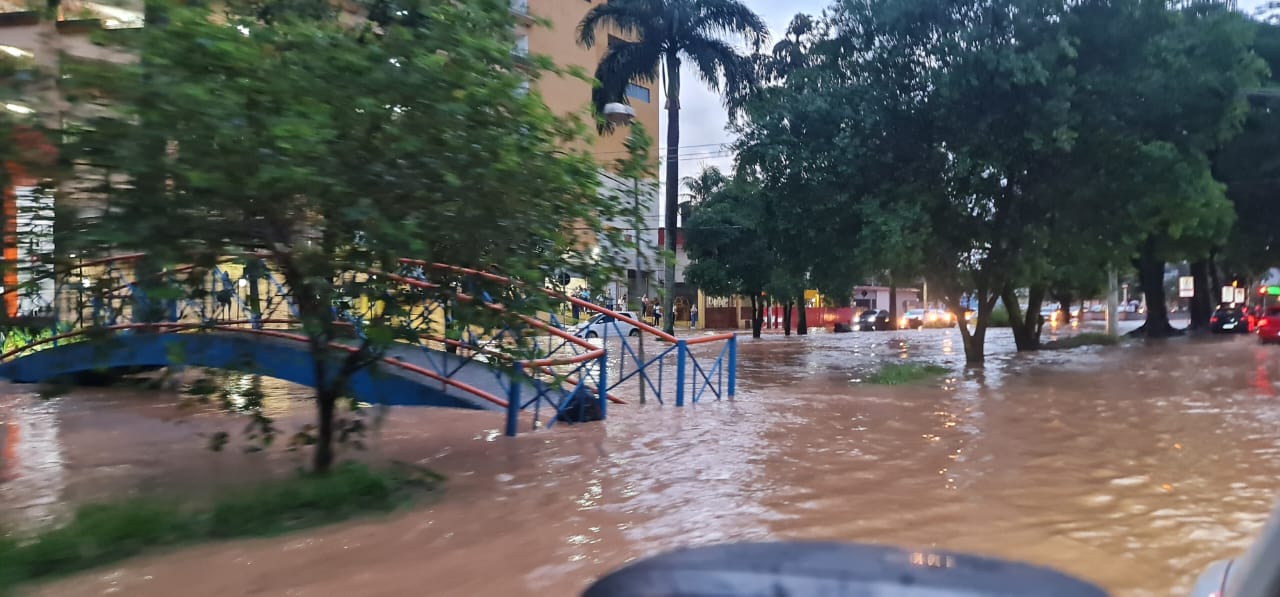 Temporal causa transtornos em Volta Redonda, Sul do Rio e Costa Verde