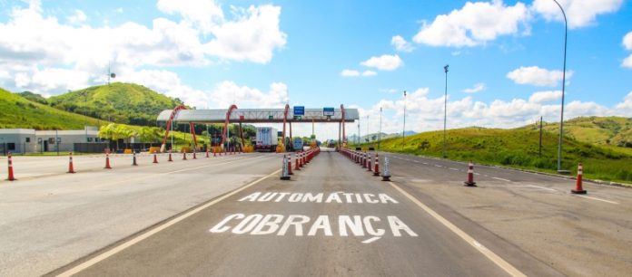 Pedagio_Rodovia_do_Aco_BR_393