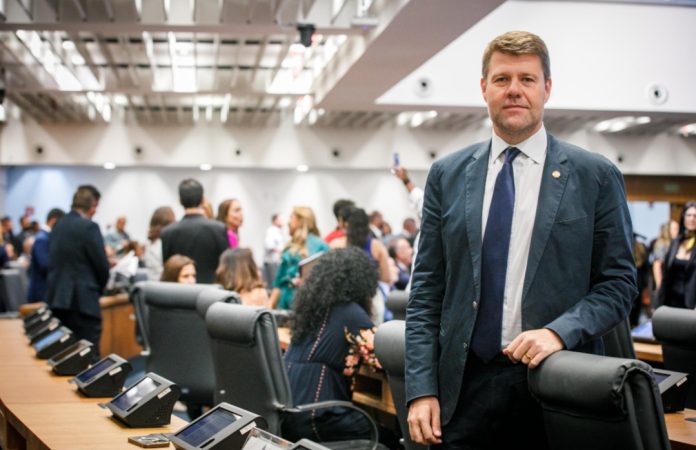 Screenshot_20251104_192701_WhatsApp