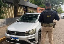 Idoso é preso pela PRF com veículo roubado na Dutra, em Resende