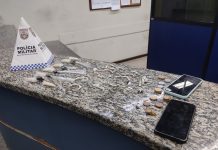 Trio é preso por tráfico de drogas no Roberto Silveira, em Barra Mansa