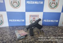 Jovem de 18 anos é detido com pistola no Centro de BM; ele chegou a entrar em luta corporal com os agentes