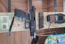 Homem é detido com pistola e rádio comunicador no bairro Santa Cruz, em Volta Redonda