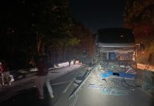 Caminhão desce a Serra das Araras na contramão e causa colisão frontal com ônibus