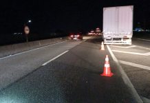 Mulher é atropelada por caminhão na Dutra, em Itatiaia