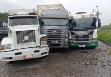 Caminhoneiro sofre mal súbito, causa colisão em posto de combustíveis e morre durante atendimento em Barra Mansa