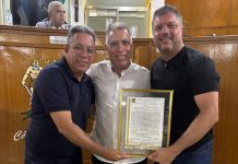 Câmara de Volta Redonda homenageia servidor Marcos Antônio Godoy de Carvalho por atuação no Transporte Cidadão
