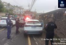 VR: Denúncia de morador leva à prisão de suspeito por agredir mulher dentro de carro