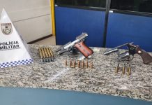 Idoso é preso por posse ilegal de armas no Centro de Barra Mansa