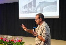 Eduardo Paes visita laboratório em Petrópolis que abriga o supercomputador mais potente da América Latina